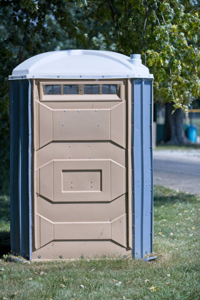 Portable Toilet Options We Offer in Western Lake, TX